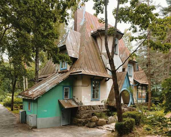 Image from Soviet country cottages