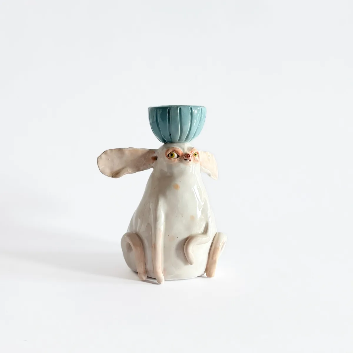 Ceramic... dog?